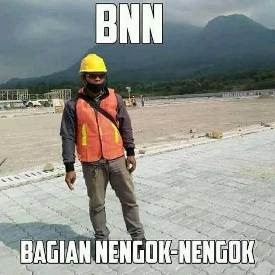 meme singkatan tukang (twitter.com/duniakuli)