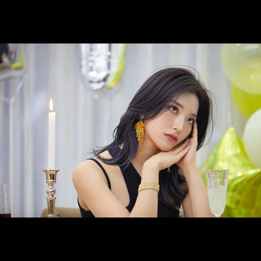 potret Lee Saerom Fromis_9 (instagram.com/officialfromis_9)