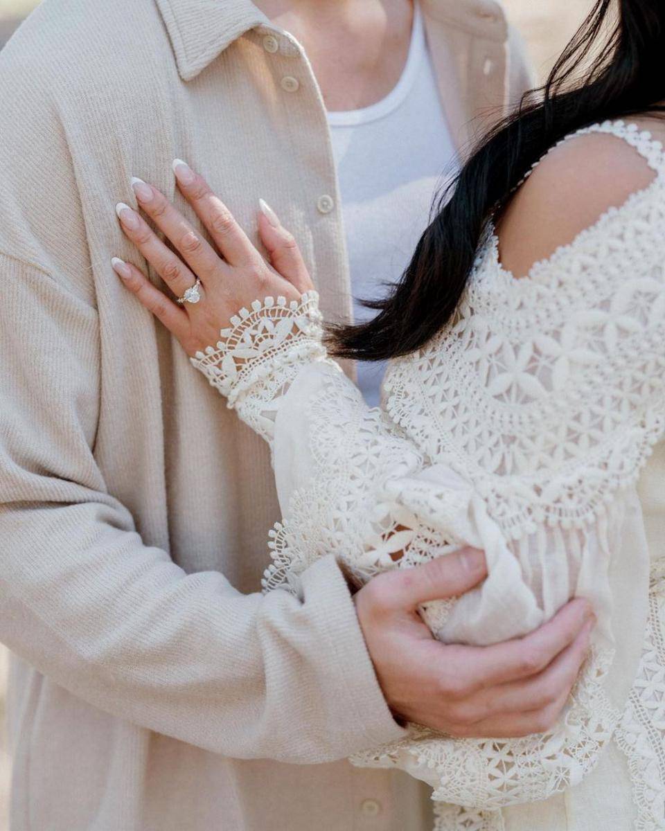 Anthony De La Torre dan Lana Condor (instagram.com/lanacondor)