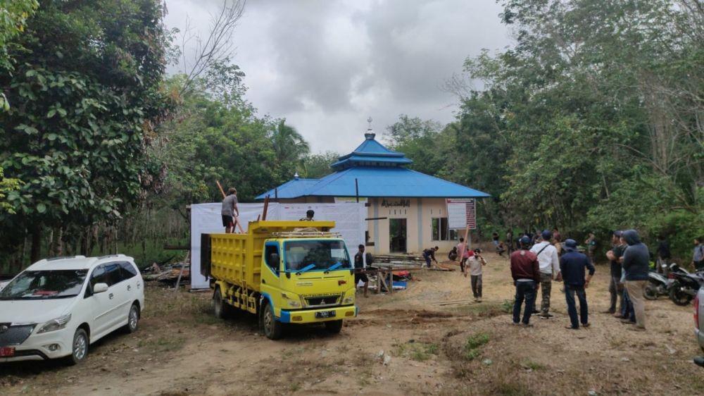 YLBHI Kecam Pembongkaran Paksa Masjid Ahmadiyah di Sintang