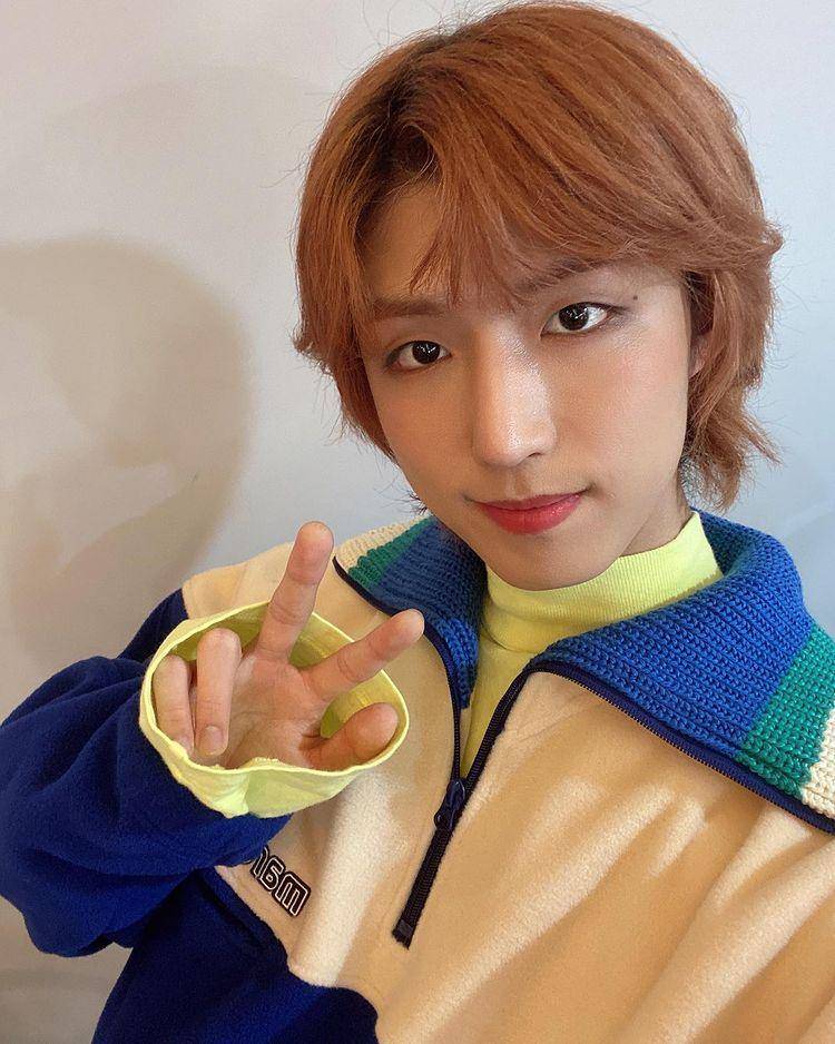 Jun Han Xdinary Heroes (instagram.com/xdinaryheroes_official)
