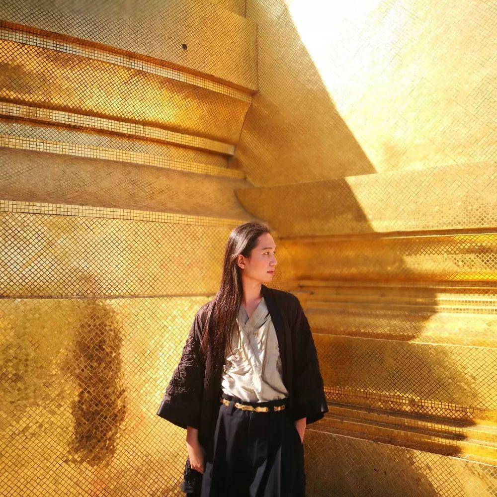 Anucha Boonyawatana (instagram.com/anuchyfilm)