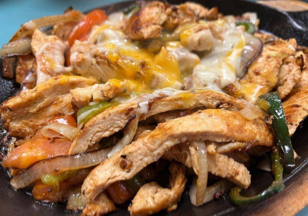 Fajitas (instagram.com/thirstycattales)