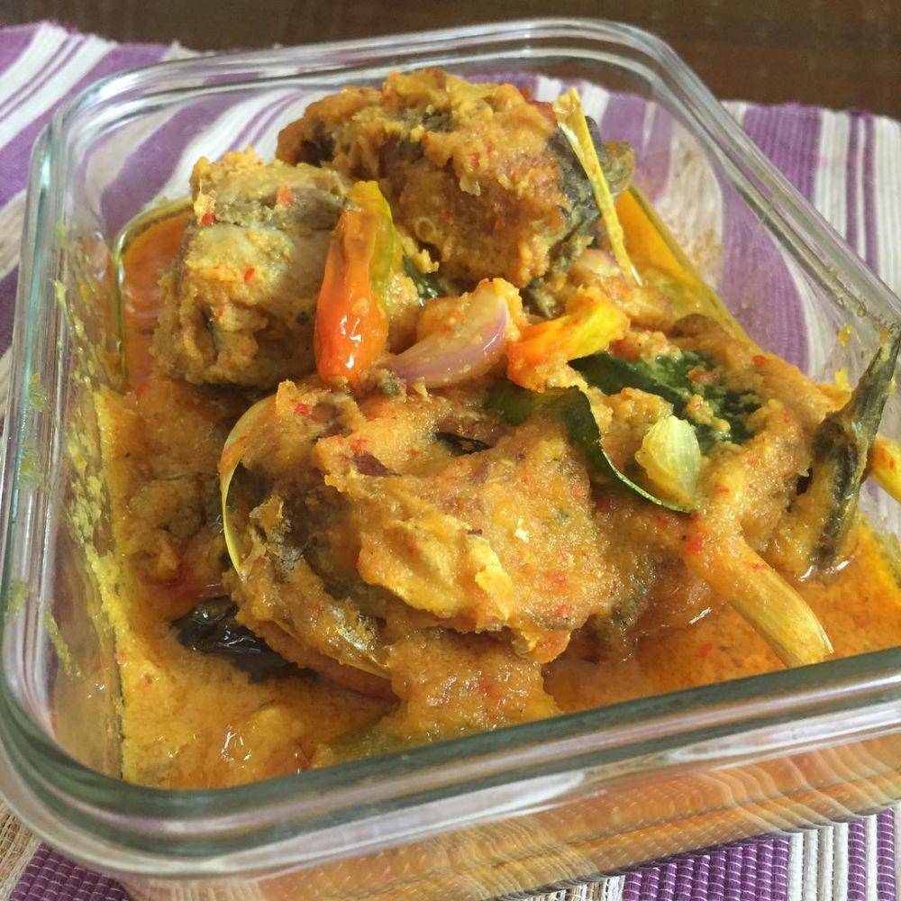 Pesmol ikan bandeng (instagram.com/wulanjati23)