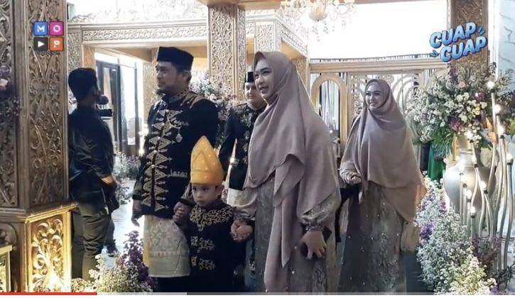 Oki dan Shindy (instagram.com/okisetianadewi)