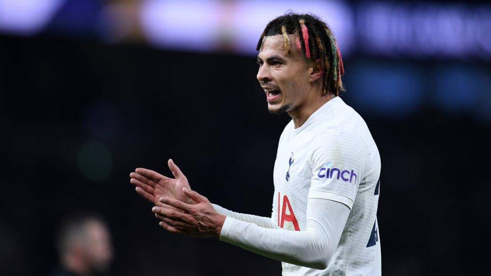 potret Dele Alli bersama Tottenham Hotspur (stadiumastro.com)