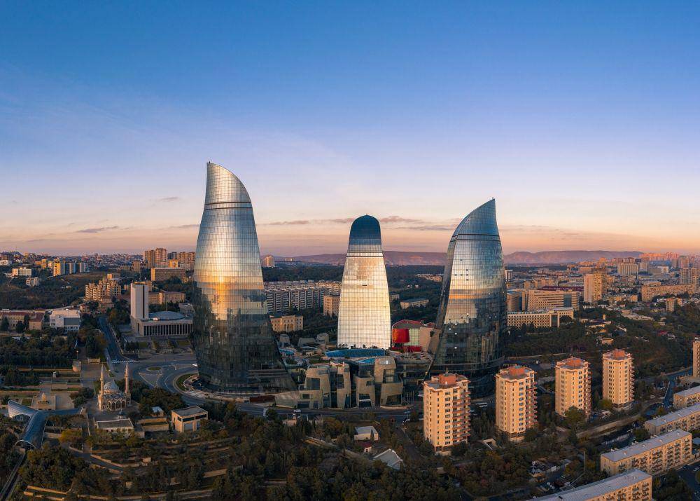 Flame Towers (unsplash.com/Lloyd Alozie)