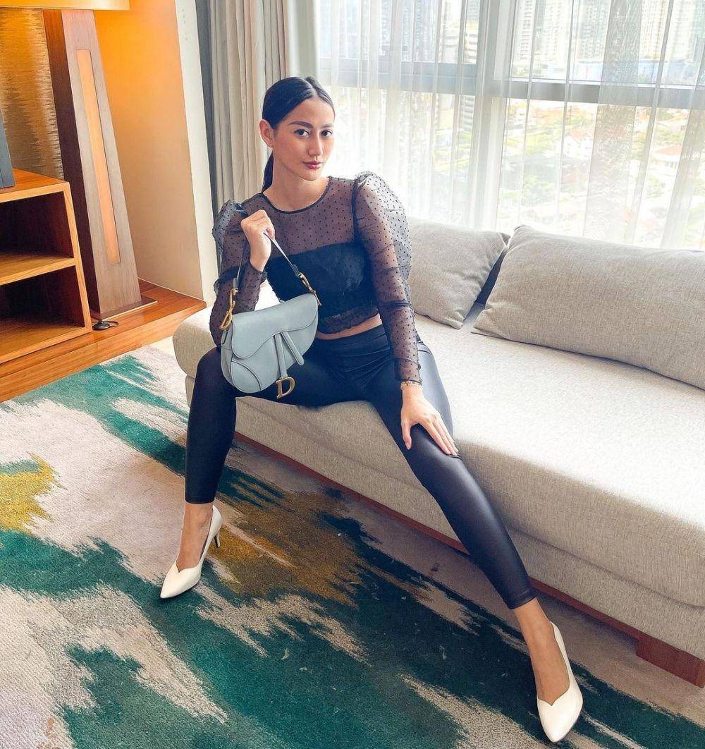 Ayu Maulida (instagram.com/ayumaulida97)