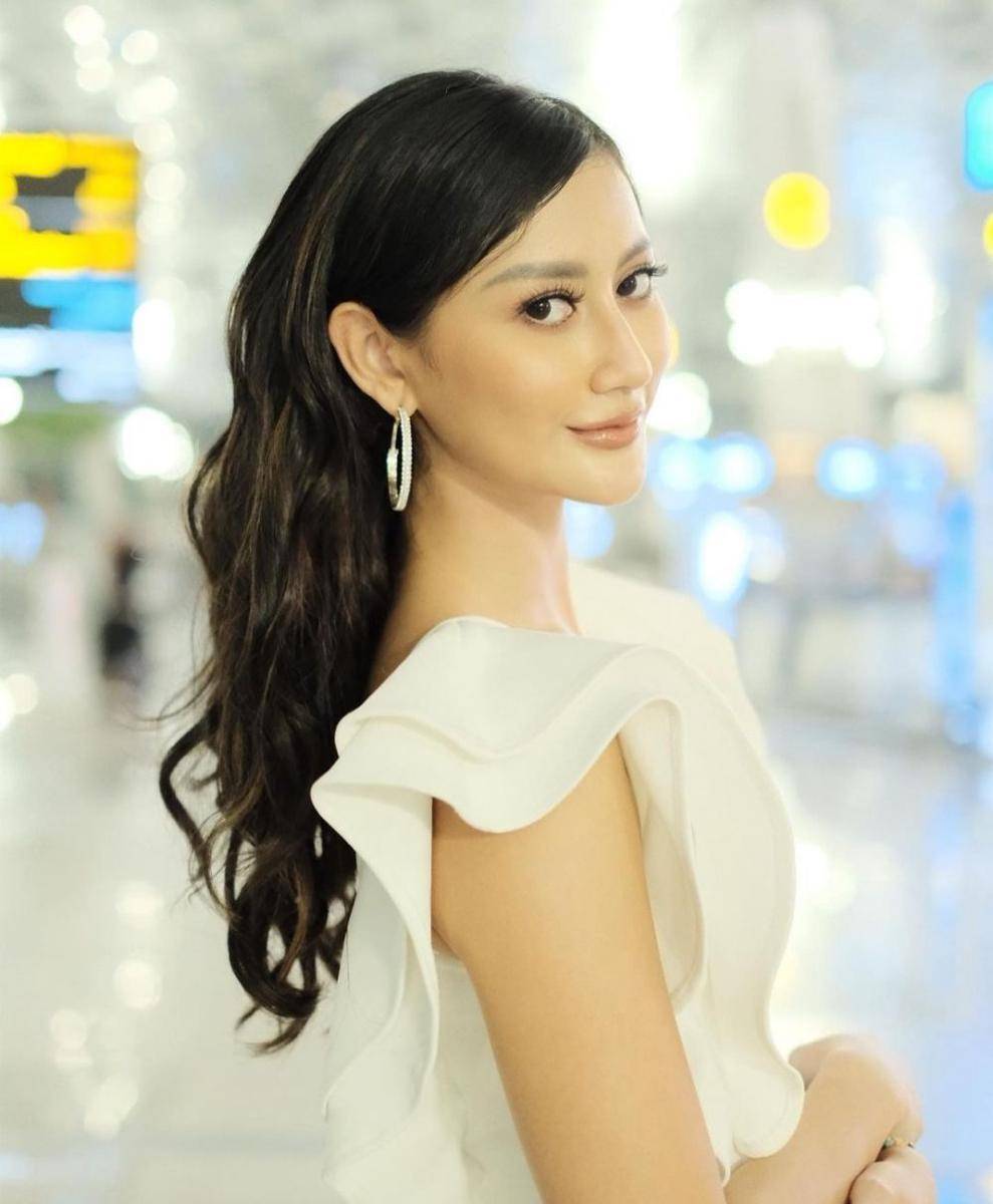 Ayu Maulida (instagram.com/ayumaulida97)