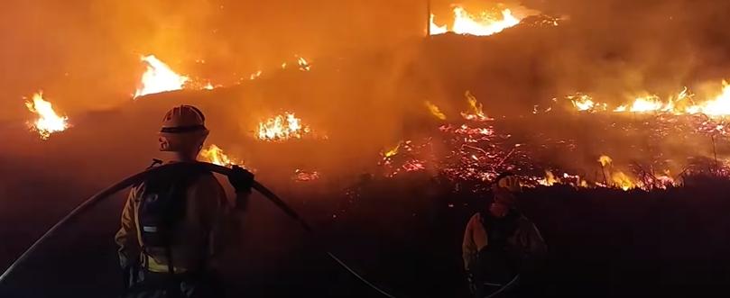 California: Kebakaran Hutan di Tengah Hujan dan Musim Dingin