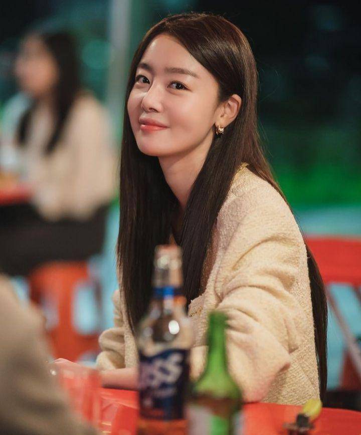Han Sun Hwa (instagram.com/keyeastofficial)