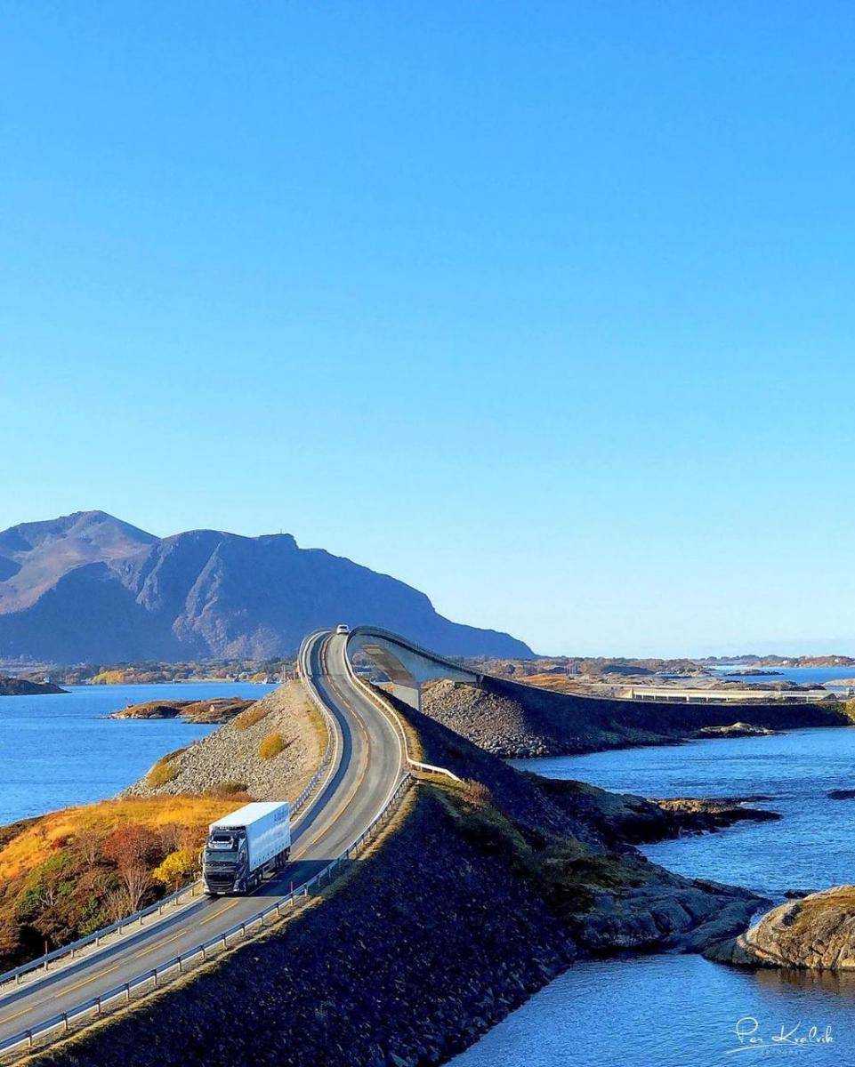 potret the atlantic road (instagram.com/perkvalvik)