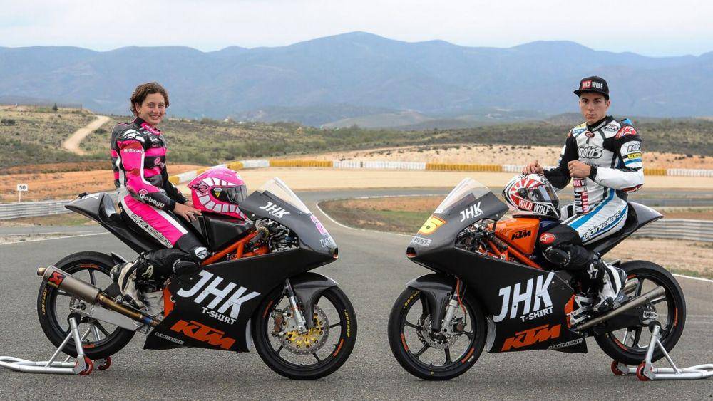 Ana Carrasco dan Maverick Vinales di tim JHK T-Shirt Laglise (motogp.com)