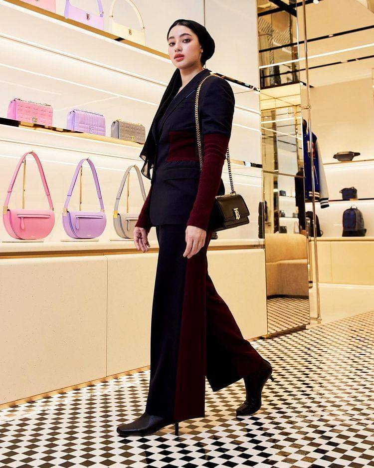 Ameera Khan (instagram.com/littlemisskhan)