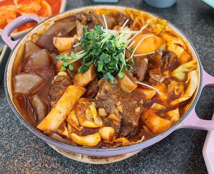 galbijjim (instagram.com/ silverpine81)