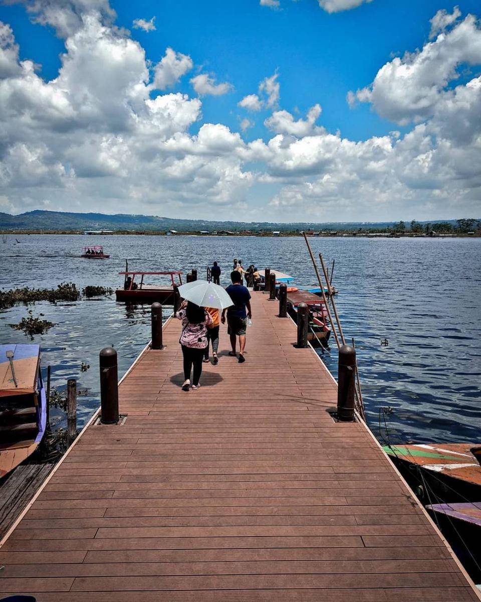 Suasana di Bukit Cinta Rawa Pening (instagram.com/dhinaaprl)