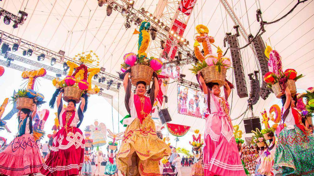 La Guelaguetza (foodandtravel.mx)