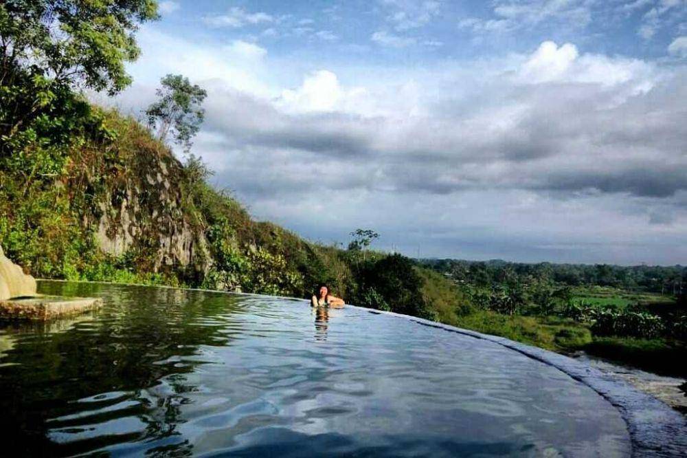 Tirta Sanita Ciseeng (instagram.com/chenozerr)