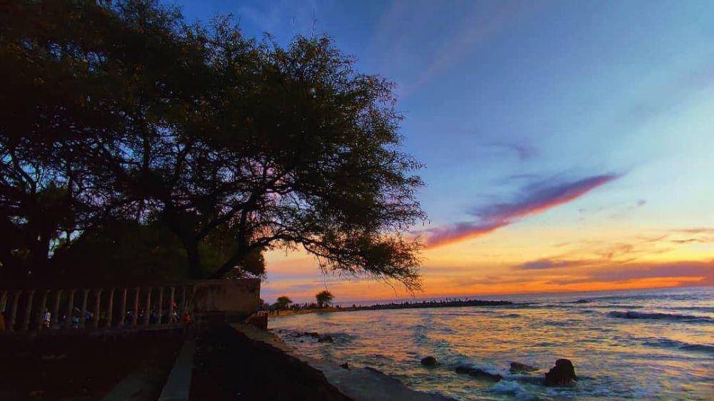 potret Pantai Kurenai (instagram.com/miminpesgo)