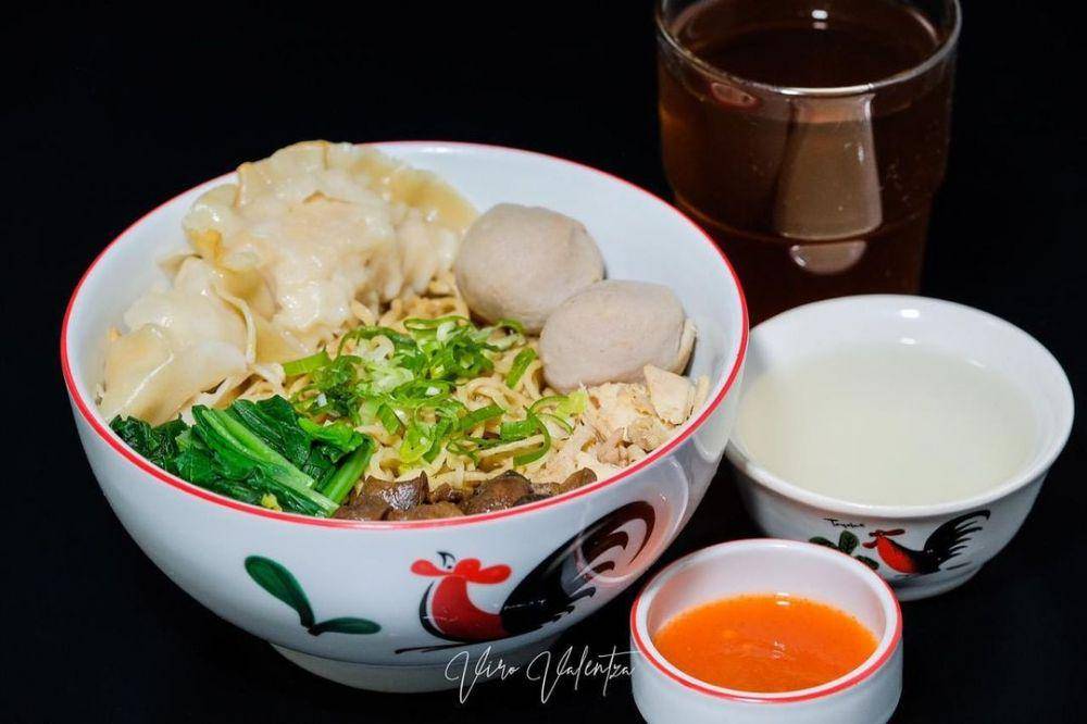 hidangan mie ayam dari Bakmi Aping (instagram.com/bakmiaping)