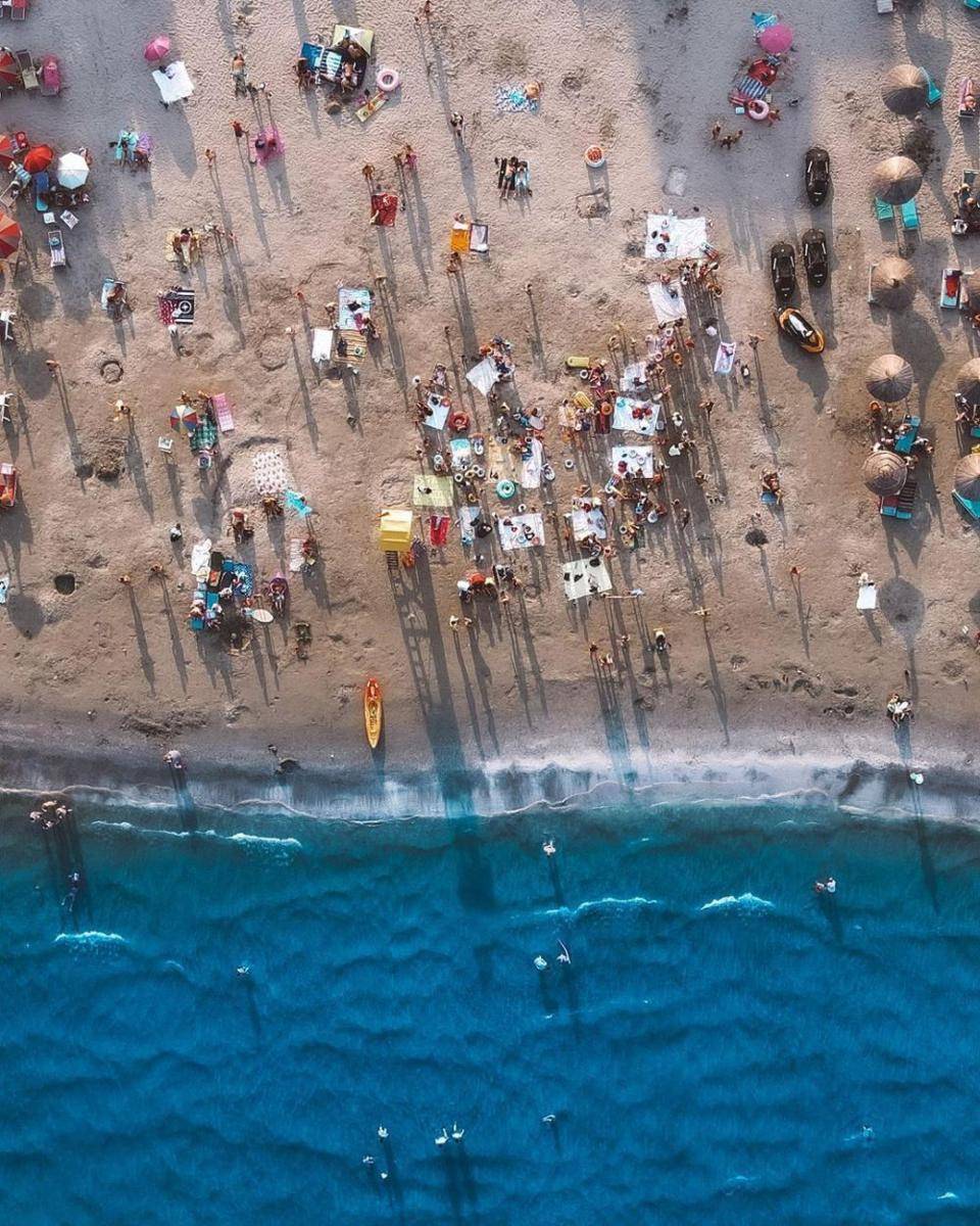 Pantai Mamaia (instagram.com/andreieye)