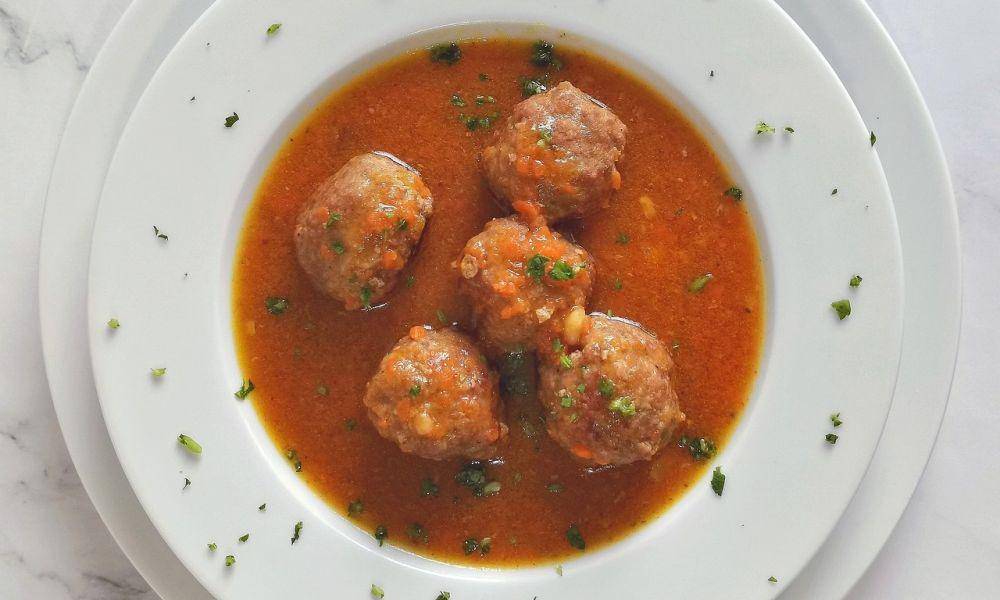 ilustrasi bakso tulang rangu (pixabay.com/SartenPorElMango)