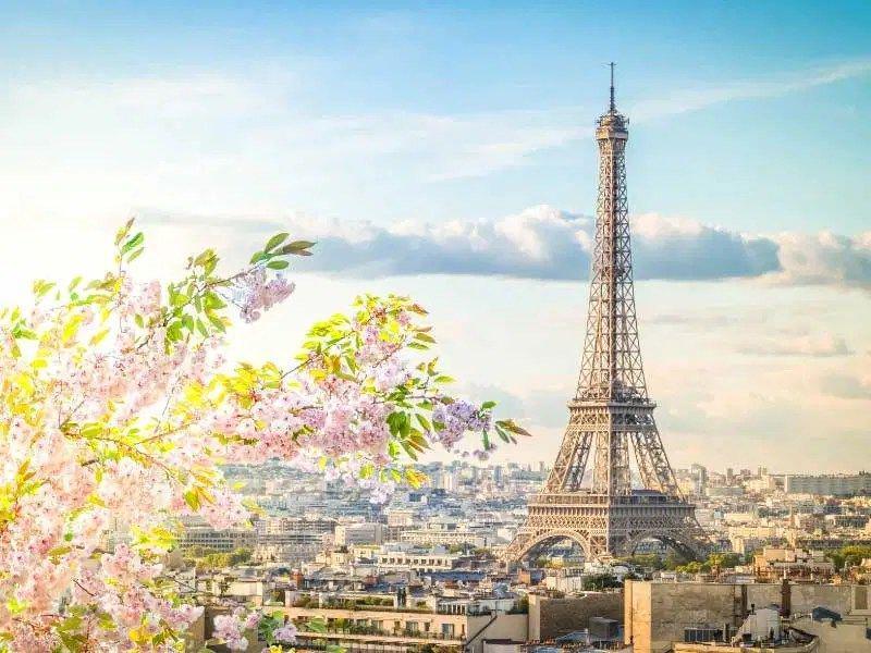 musim semi Paris (thegoodlifefrance.com)
