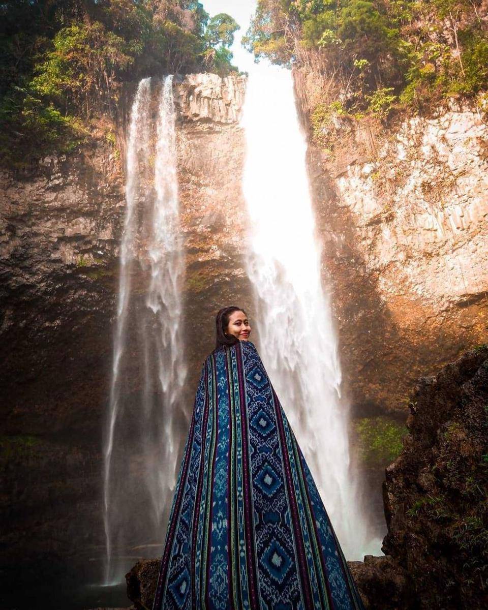 Air Terjun Riam Berawan (instagram.com/destinasi_kalbar)