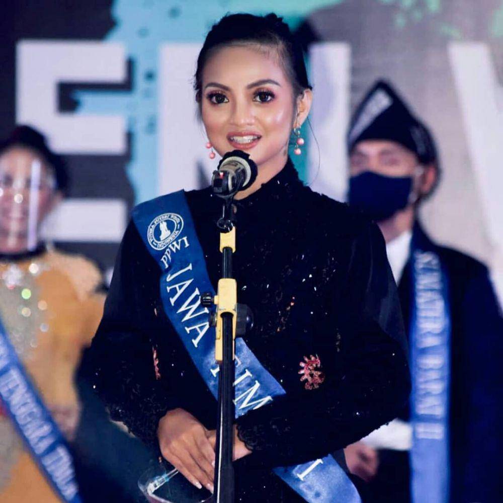 Arnelia Dwifauzi Novitasari (instagram.com/missglocalinternational_)