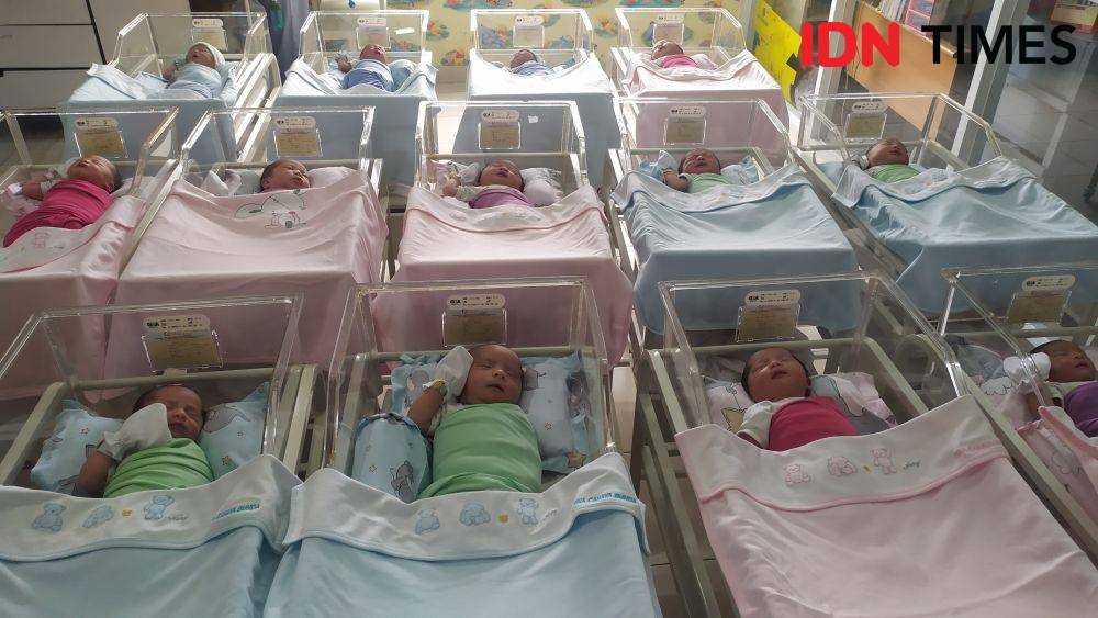 Bayi-bayi lahir tepat pada tanggal 2-2-2022 di RSIA Cahaya Bunda. (IDN Times/Wildan Ibnu)