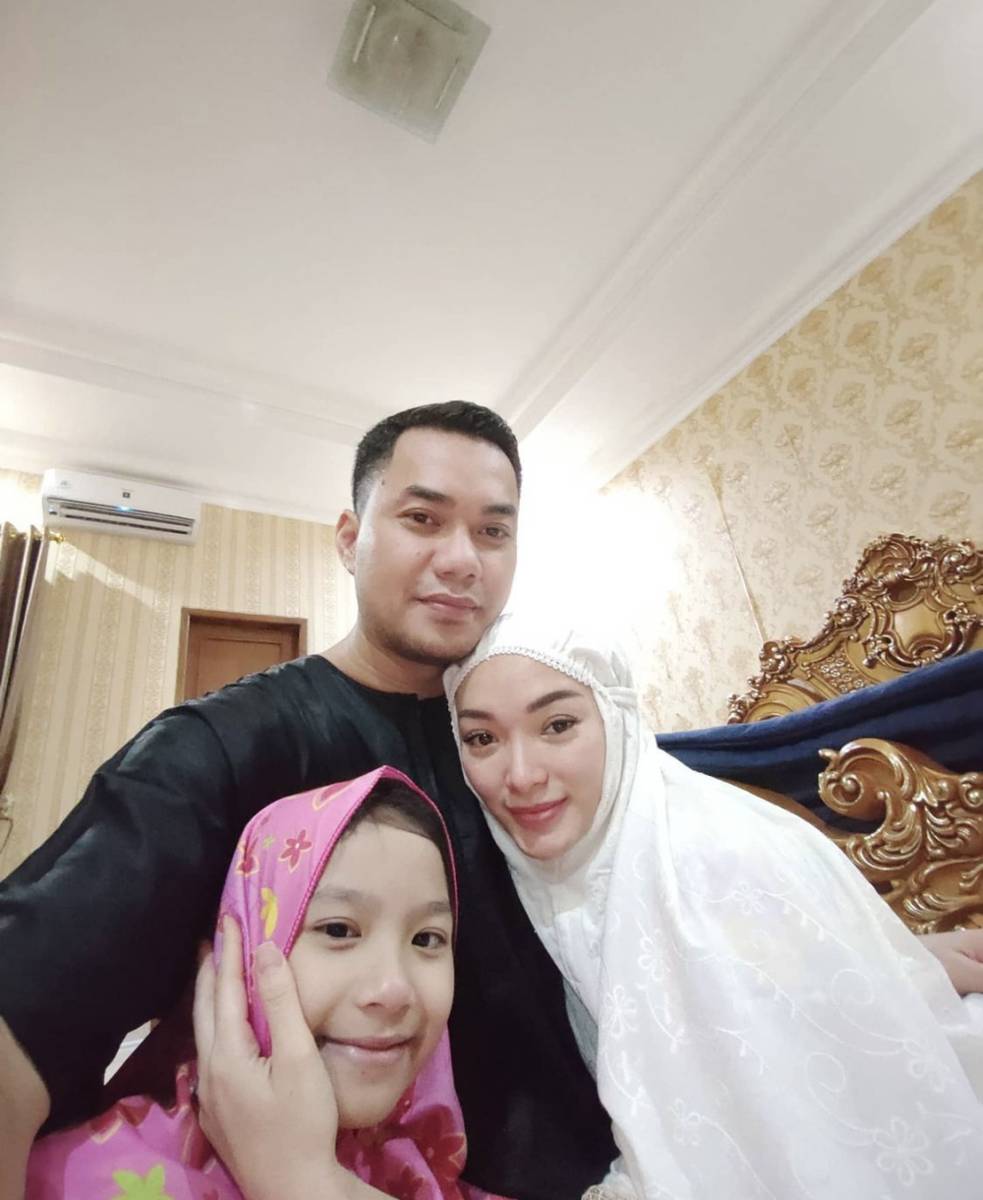 Foto keluarga harmonis Zaskia Gotik (instagram.com/sirajuddinmahmudsabang)