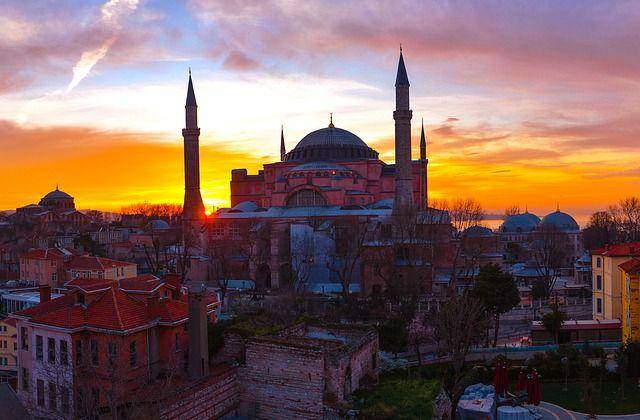pixabay.com/HaydarTamerOzturk
