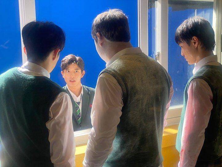 Park Solomon dan para cast All of Us Are Dead (instagram.com/lomon991111)