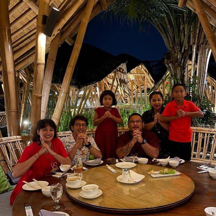 potret babymoon Nadine Chandrawinata di Bali dan Banyuwangi (instagram.com/dimsanggara)