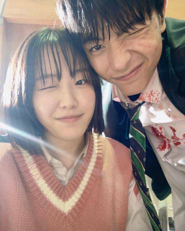 Park Solomon dan para cast All of Us Are Dead (instagram.com/_boyoon_)