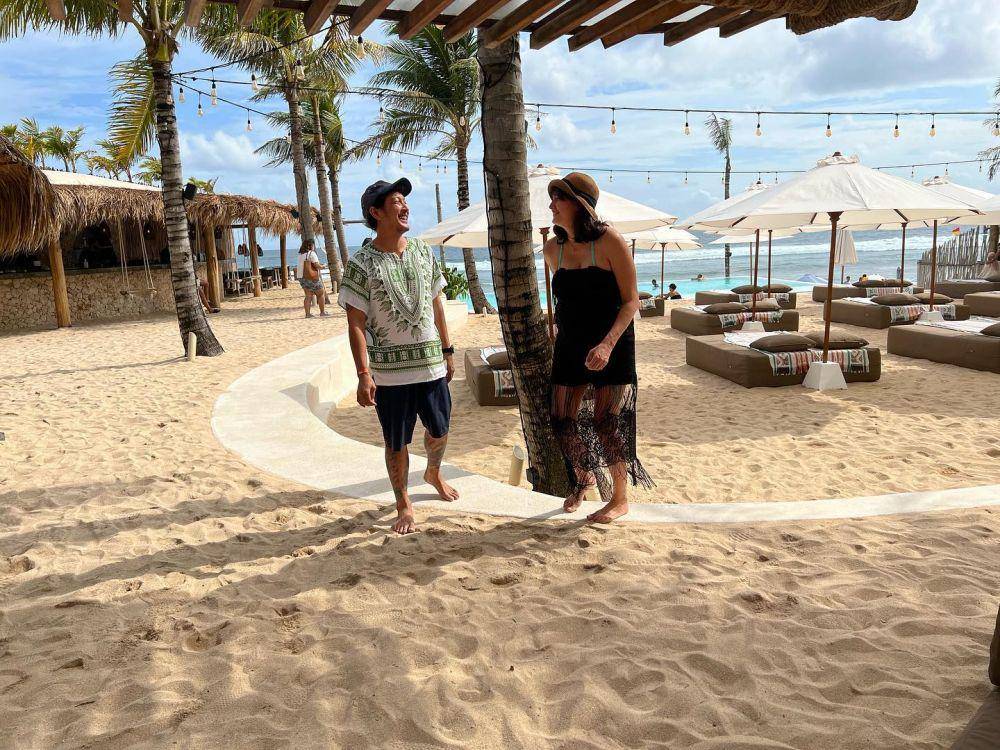 potret babymoon Nadine Chandrawinata di Bali dan Banyuwangi (instagram.com/dimsanggara)