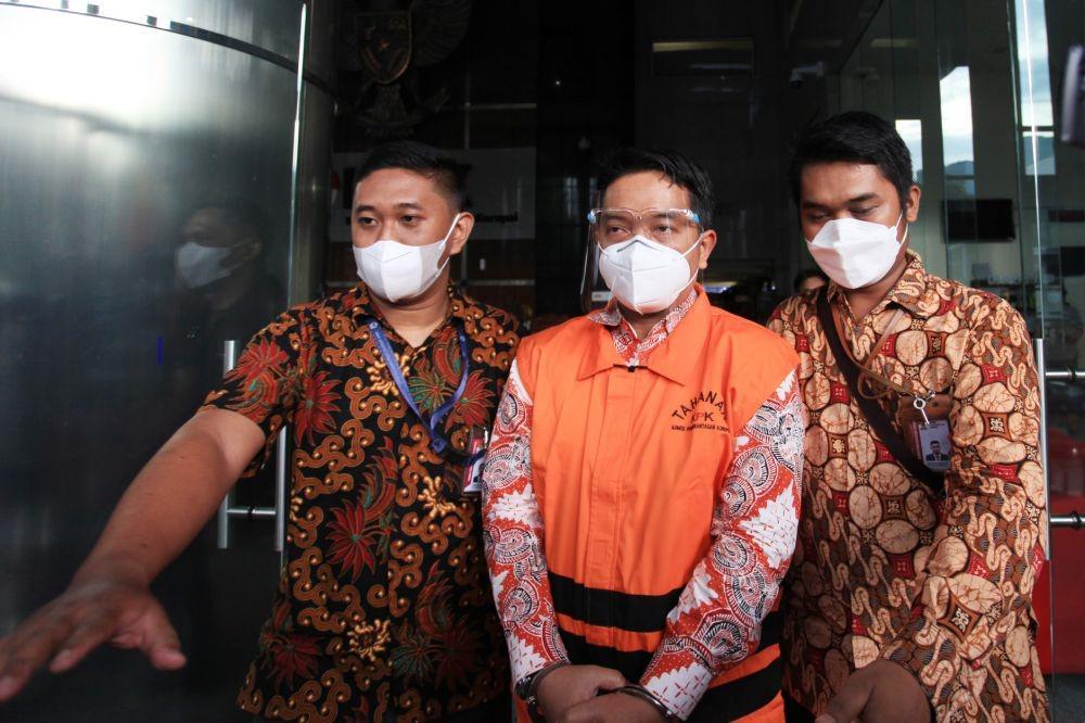KPK Usut Dugaan Aliran Uang Korupsi Dana PEN ke Eks Dirjen Kemendagri
