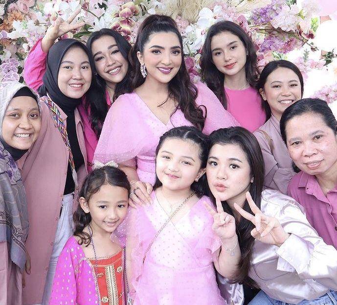 Babyshower aurel (Instagram.com/ashantya_ash/