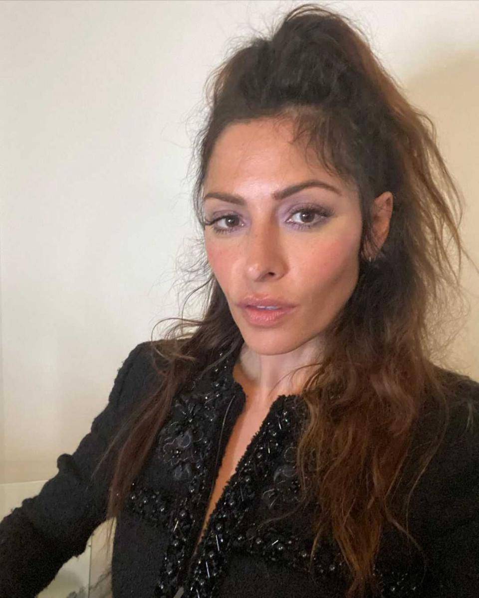 Sarah Shahi (instagram.com/sarahshahi)