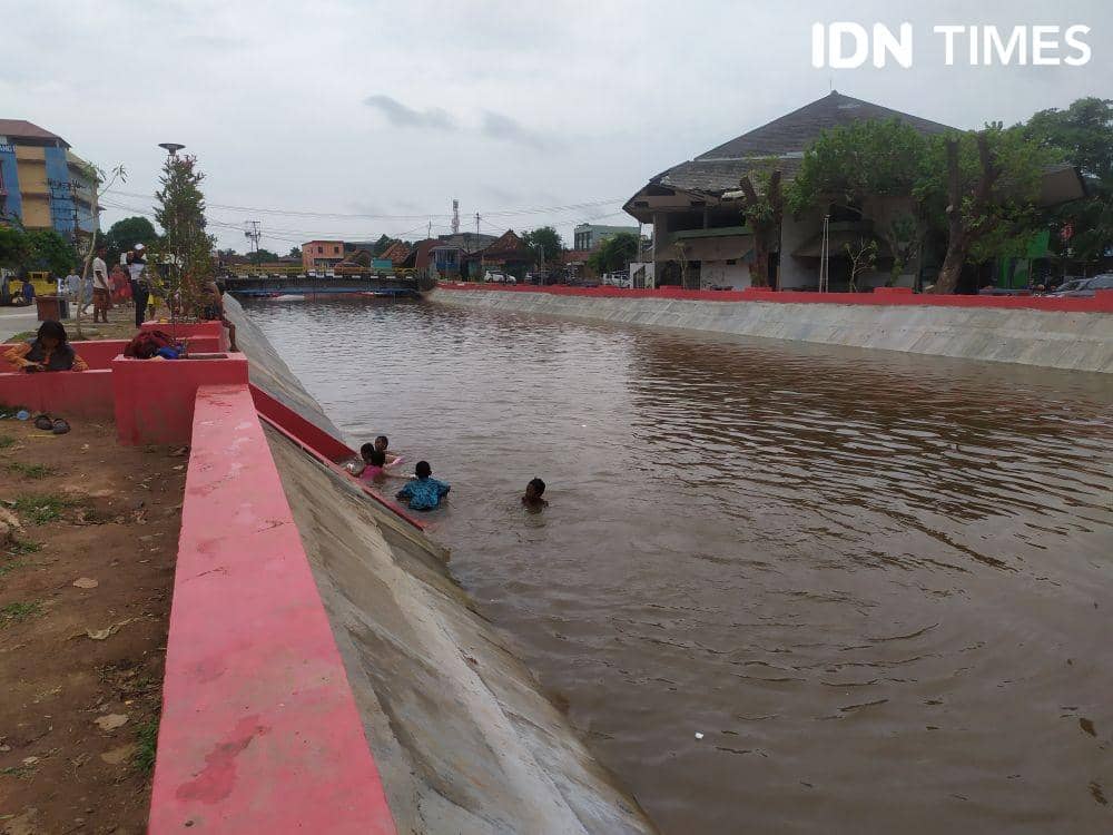 Sungai Sekanak Lambidaro Palembang (IDN Times/Feny Maulia Agustin)