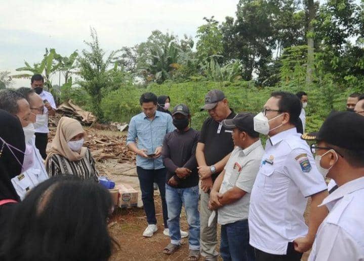 Rumah Warganya Roboh, Wali Kota Metro Percepat Program Bedah Rumah
