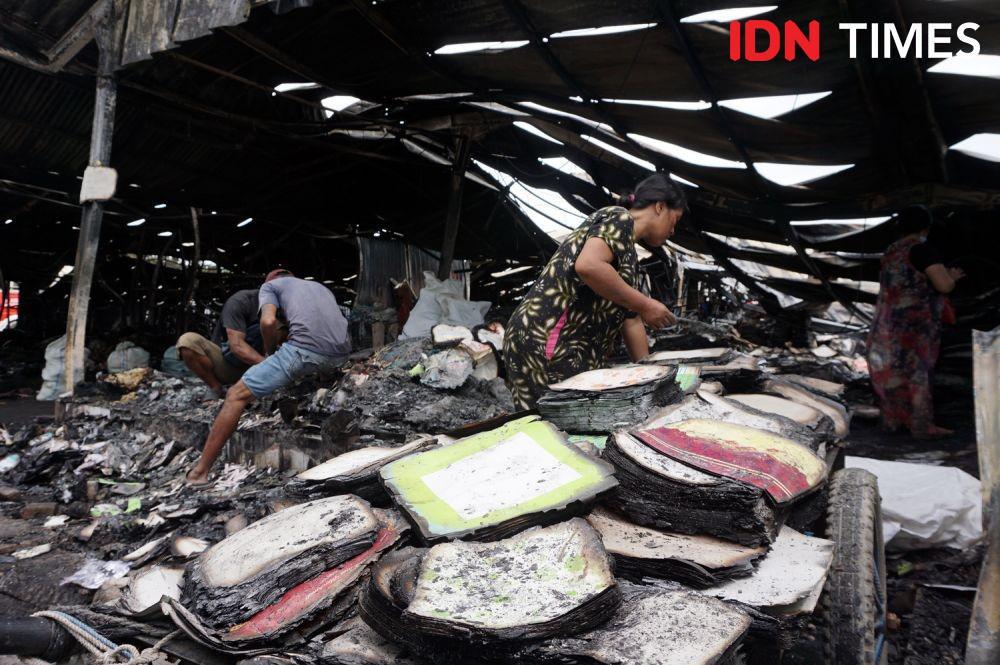 Kebakaran di Cakung Hanguskan 40 Rumah, Terjadi Saat Warga Terlelap