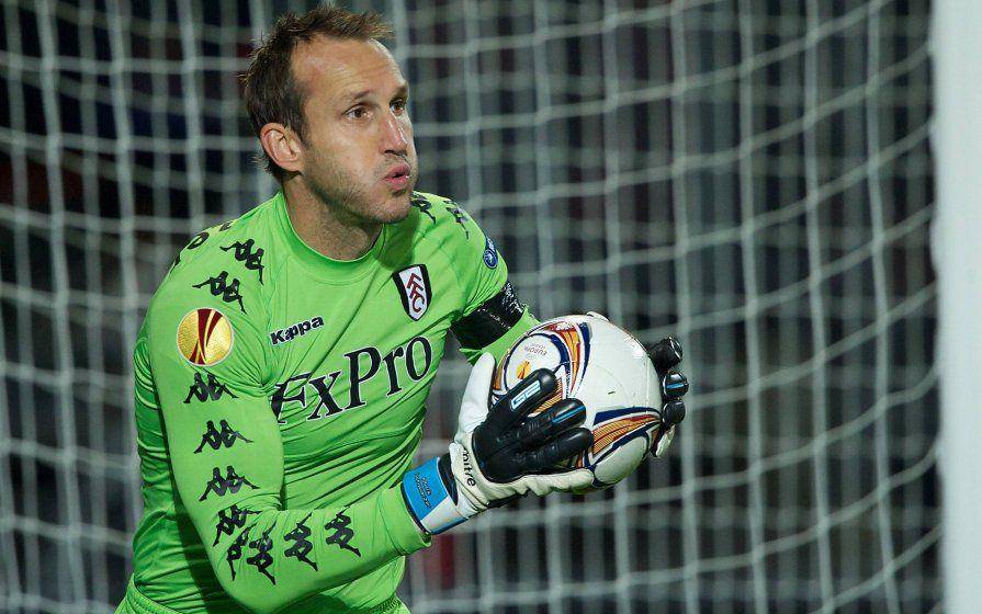 Mark Schwarzer saat berseragam Fulham (transfermarkt.com)