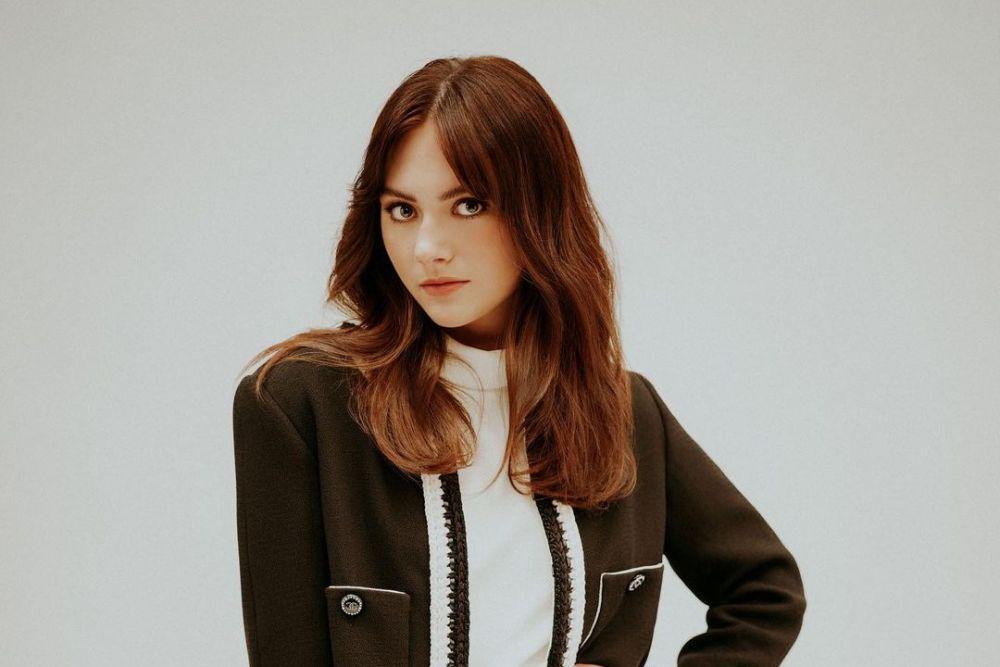 10 Fakta Emilia Jones, Aktris Pirates of the Caribbean, yang Kini Hits