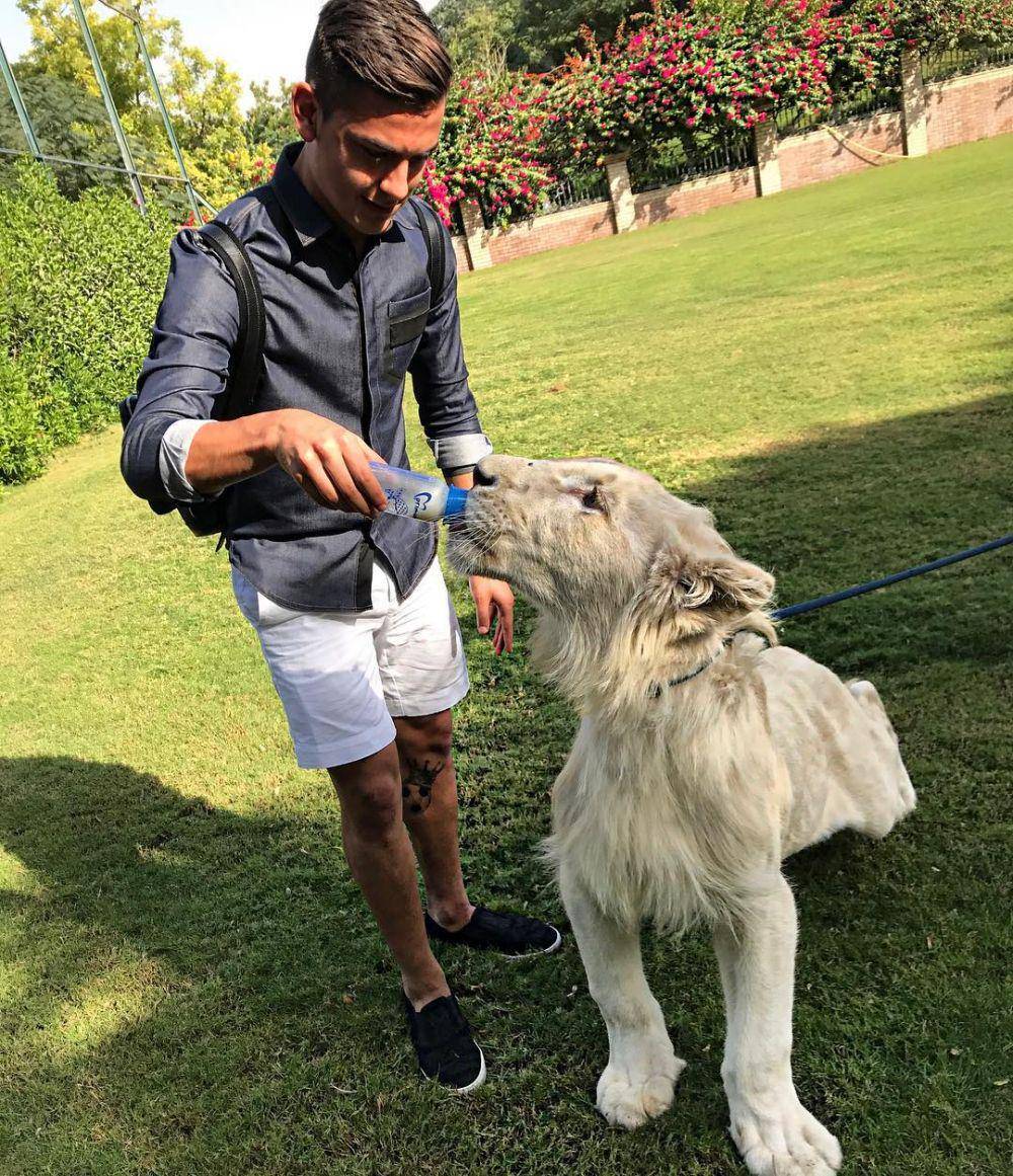 Gaya busana Paulo Dybala (instagram.com/paulodybala)