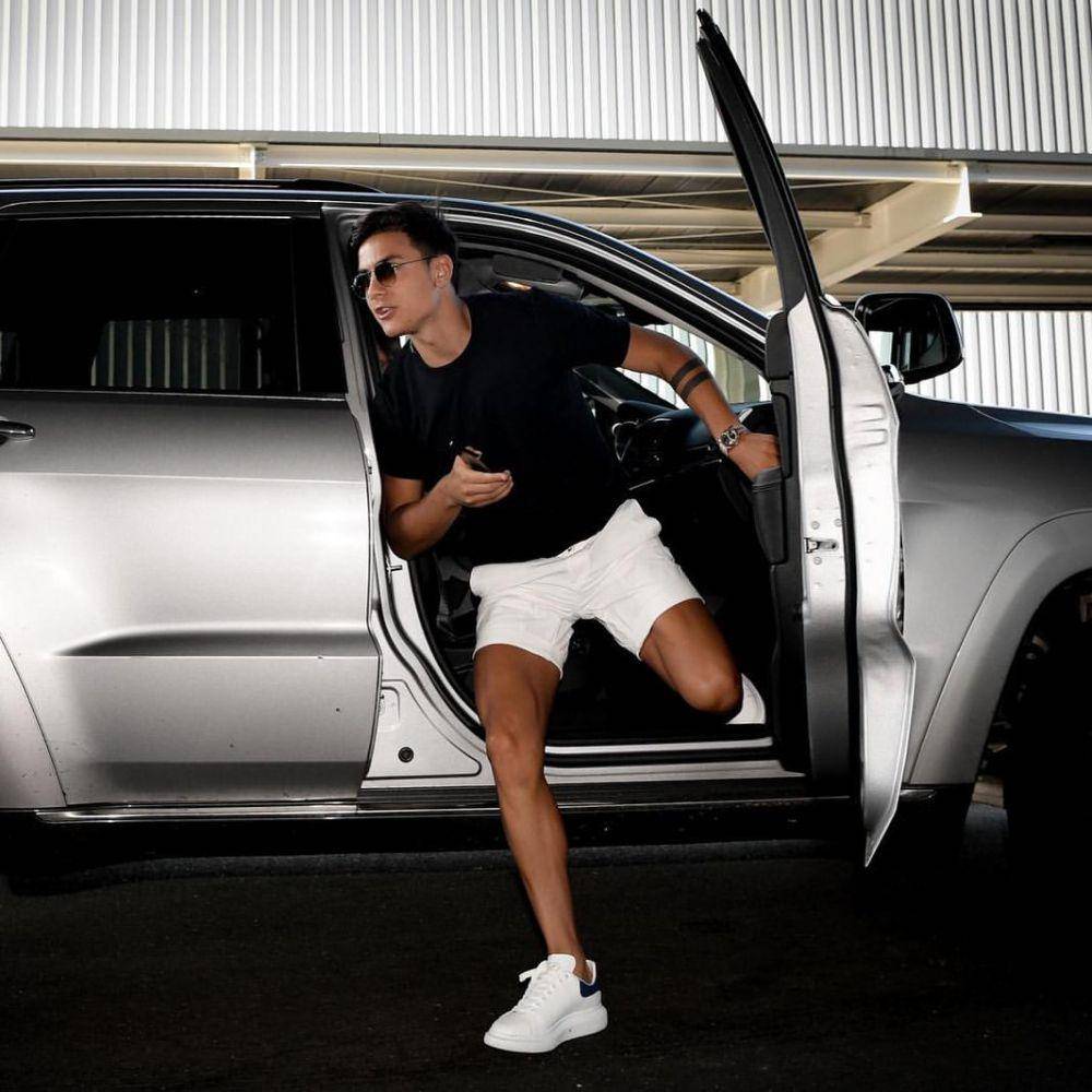 Gaya busana Paulo Dybala (instagram.com/paulodybala)