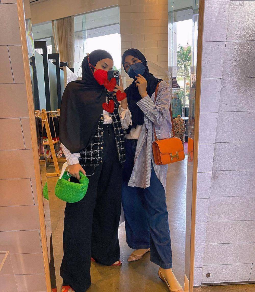 Zaskia dan Shireen Sungkar (instagram.com/zaskiasungkar15)