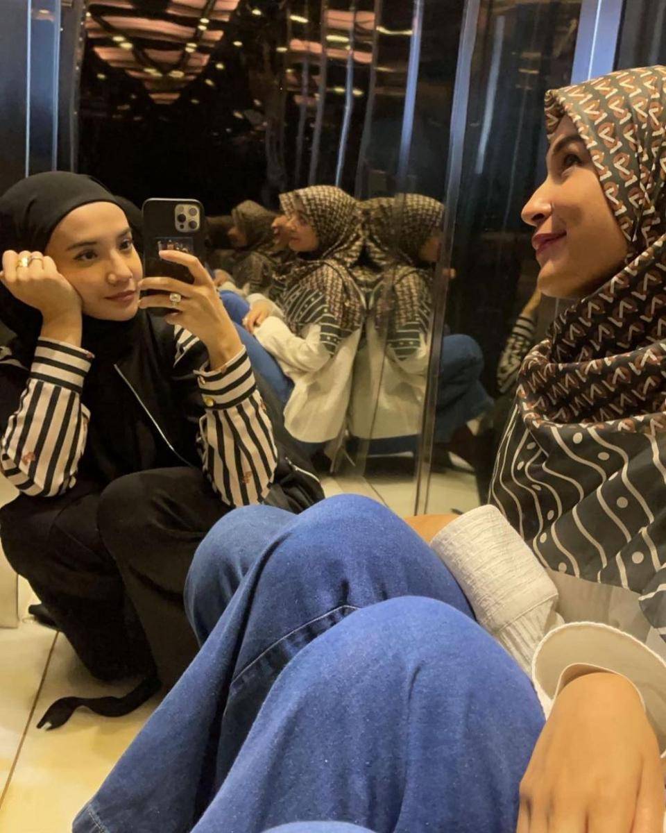 Zaskia dan Shireen Sungkar (instagram.com/zaskiasungkar15)