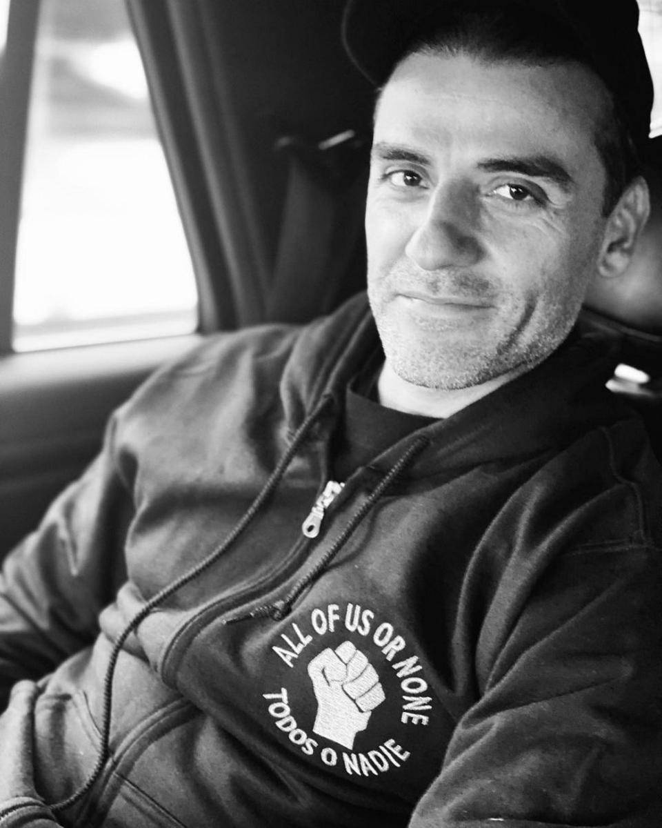 potret Oscar Isaac (instagram.com/elvira_lind_)