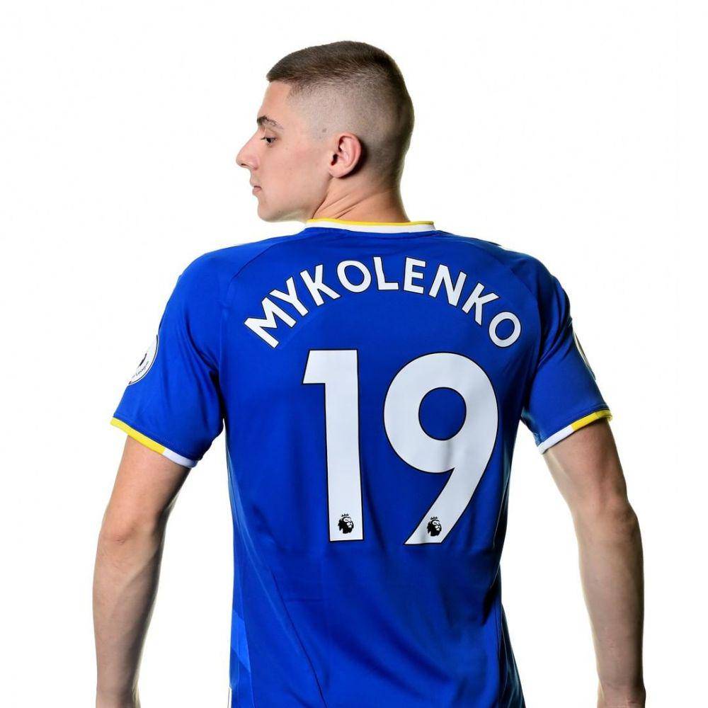Vitaliy Mykolenko menjadi amunisi baru klub Liga Inggris, Everton. (instagram.com/everton)